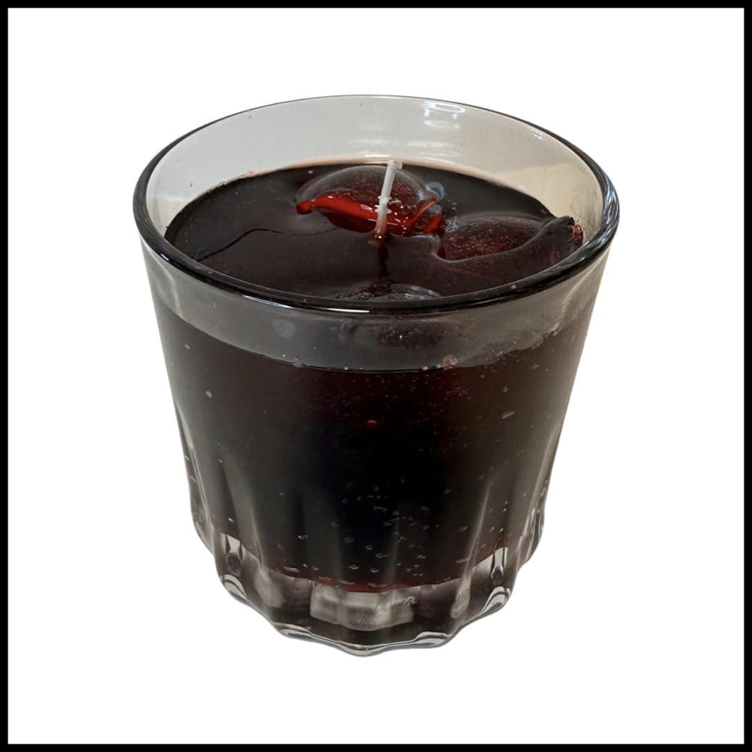 JAMAICAN BAY RUM 'ON THE ROCKS' OR WITH A SPLASH OF COLA GEL CANDLE