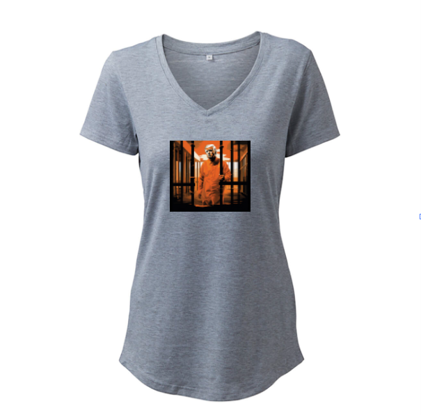 TRUMP BEHIND BARS - T-Shirt