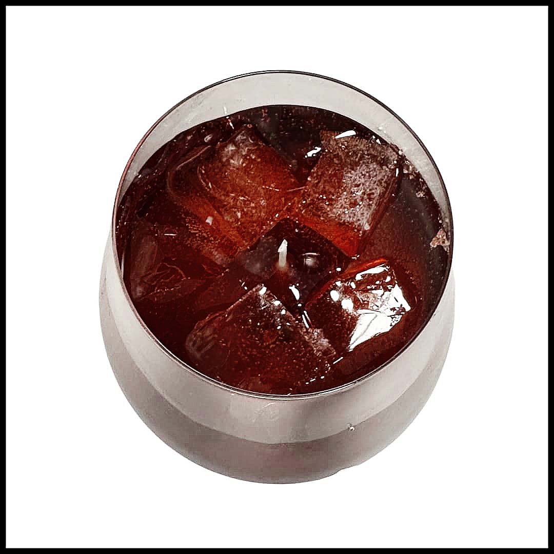 BOURBON ON THE ROCKS GEL CANDLE